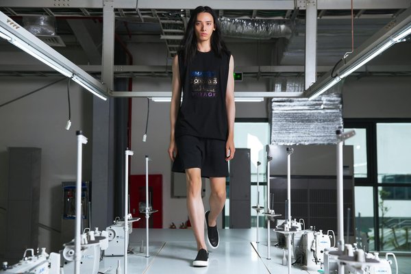 Suggestions raffinées pour une mode de maternité hivernale : astuces et inspirations tendance